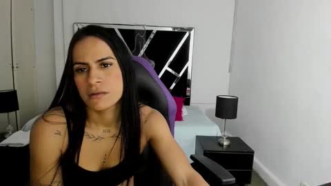 Snapshot of charlotthe_ee chatting on October 2025 07:14:02 PM online show from October 2025 07:14:02 PM