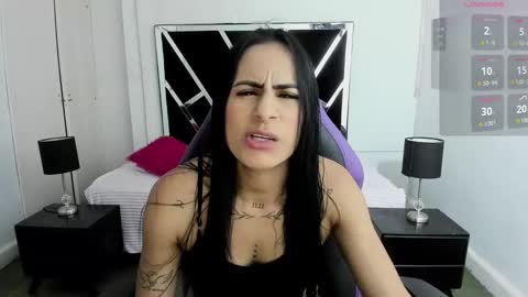 Snapshot of charlotthe_ee chatting on November 2025 07:14:02 PM online show from November 2025 07:14:02 PM