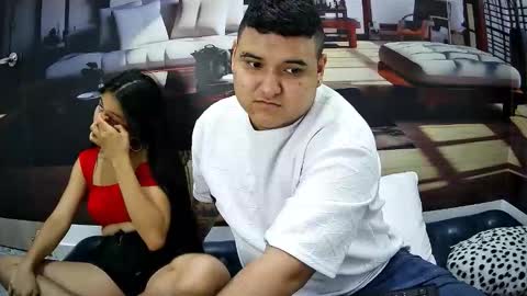 Snapshot of charlyandlaura chatting on October 2025 07:53:01 PM charlyandlaura online show from October 2025 07:53:01 PM