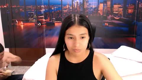 Snapshot of charlyandlaura chatting on October 2025 07:13:01 PM charlyandlaura online show from October 2025 07:13:01 PM