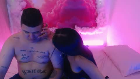 Snapshot of charlyandlaura chatting on November 2025 07:58:02 PM charlyandlaura online show from November 2025 07:58:02 PM