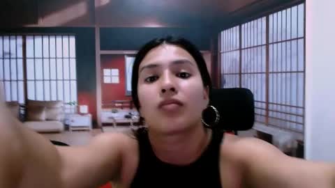 Snapshot of charlyandlaura chatting on November 2025 07:15:01 PM charlyandlaura online show from November 2025 07:15:01 PM