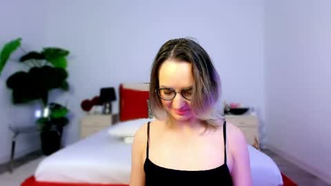 Snapshot of charming_annye chatting on March 2026 06:22:02 PM Annye online show from March 2026 06:22:02 PM