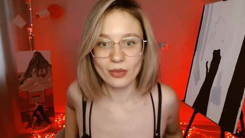 Michelle  online show from March 2025 06:26:02 AM