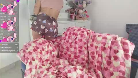 Just Dani now online show from October 2025 06:38:02 PM