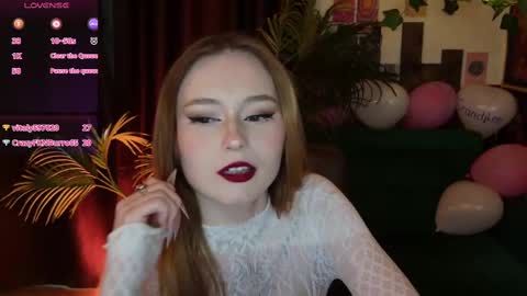 Snapshot of charming_lilly chatting on February 2025 09:34:02 AM Lissa online show from February 2025 09:34:02 AM