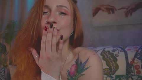 Snapshot of charming_lilly chatting on October 2025 04:26:01 PM Lissa online show from October 2025 04:26:01 PM