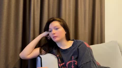 katie online show from February 2026 03:07:01 PM