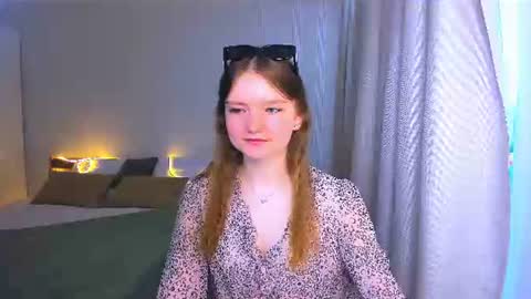 Snapshot of charminglookeva chatting on June 2026 04:21:01 AM Im Eva online show from June 2026 04:21:01 AM