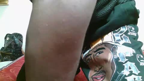 Snapshot of charmzboy chatting on October 2025 11:11:01 AM charmzboy online show from October 2025 11:11:01 AM