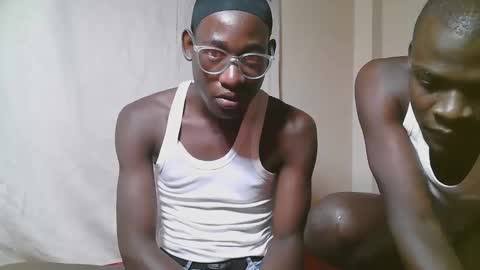 Snapshot of charmzboy chatting on November 2025 12:49:02 PM charmzboy online show from November 2025 12:49:02 PM