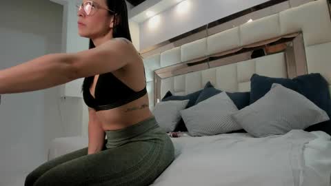 Charol  online show from April 2026 12:36:01 PM