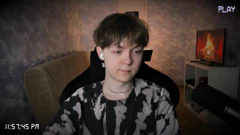 lynxy online show from September 2025 08:57:02 PM