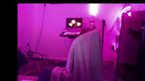 Snapshot of chase2attract chatting on February 2026 01:06:02 AM Chase2Attract online show from February 2026 01:06:02 AM