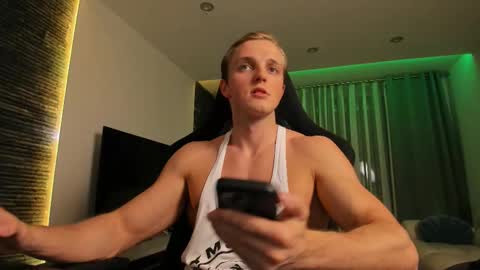 Snapshot of chasereed_ chatting on November 2025 11:15:01 PM Chase Reed online show from November 2025 11:15:01 PM