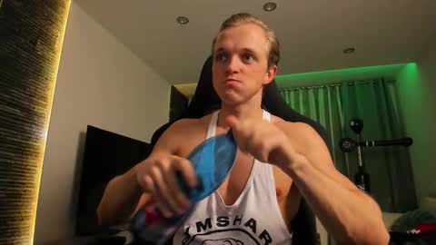 Snapshot of chasereed_ chatting on November 2025 07:34:02 PM Chase Reed online show from November 2025 07:34:02 PM