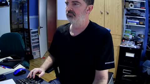 wanaBeYourToy online show from December 2024 06:50:01 PM