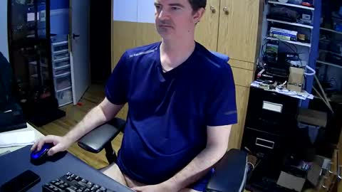 wanaBeYourToy online show from February 2025 11:41:02 AM