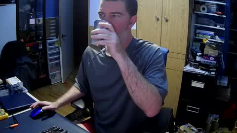 wanaBeYourToy online show from November 2025 11:43:02 AM