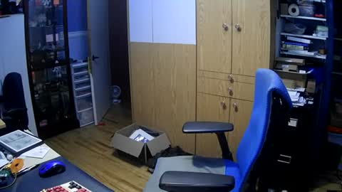 wanaBeYourToy online show from June 2026 10:52:02 AM