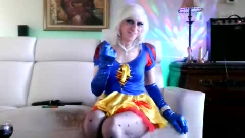 kitty or chaton897 online show from May 2026 04:57:01 PM