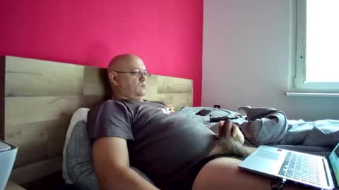 Egor Skornyakov online show from November 2025 06:35:02 AM