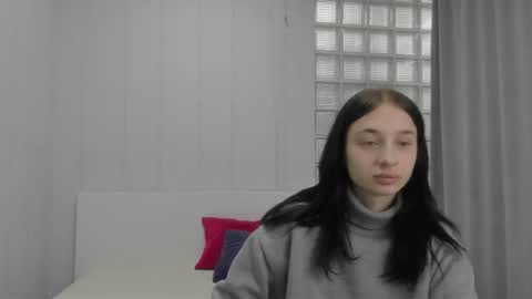 Snapshot of chatty_alice chatting on November 2025 07:53:01 AM Alice online show from November 2025 07:53:01 AM