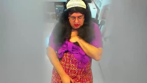 Snapshot of chaturbaby chatting on December 2025 10:10:02 AM Rosalie online show from December 2025 10:10:02 AM