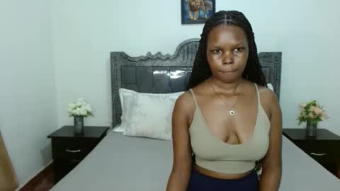 Snapshot of chayenie chatting on September 2025 05:46:02 PM Cheyenne online show from September 2025 05:46:02 PM