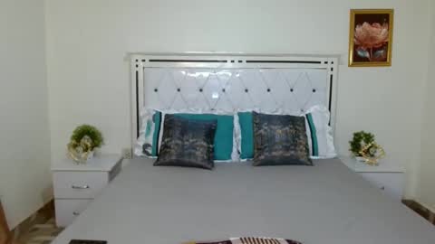 Snapshot of chayenie chatting on November 2025 05:42:01 AM Cheyenne online show from November 2025 05:42:01 AM