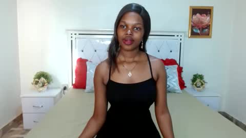 Snapshot of chayenie chatting on November 2025 05:39:02 AM Cheyenne online show from November 2025 05:39:02 AM