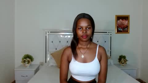 Snapshot of chayenie chatting on November 2025 05:07:02 AM Cheyenne online show from November 2025 05:07:02 AM