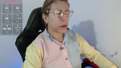 CHAYLA VICTORIA RUIZ  online show from June 2026 10:20:01 AM