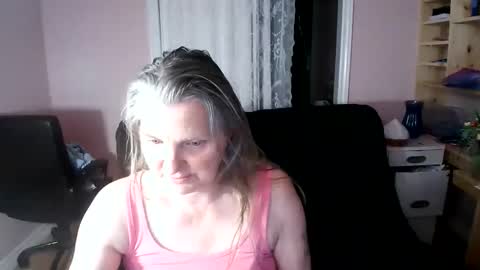 chealsiek online show from June 2026 12:32:02 AM