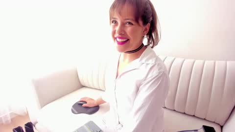 Regina Phalange online show from January 2025 08:38:02 PM