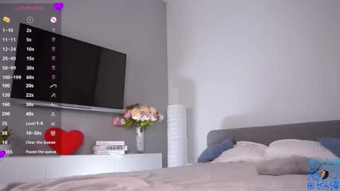 Snapshot of cheekie_breekie chatting on February 2026 06:26:01 AM Lia online show from February 2026 06:26:01 AM