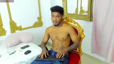 Snapshot of cheeto_333 chatting on February 2025 03:42:02 AM Cheeto online show from February 2025 03:42:02 AM