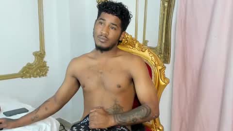 Snapshot of cheeto_333 chatting on March 2025 04:30:02 AM Cheeto online show from March 2025 04:30:02 AM