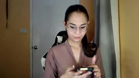 Snapshot of chelly4u69 chatting on March 2026 11:04:01 AM chelly4u69 online show from March 2026 11:04:01 AM