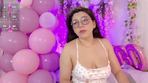 Snapshot of chelsea_coo chatting on September 2025 09:31:02 PM Chelsea online show from September 2025 09:31:02 PM