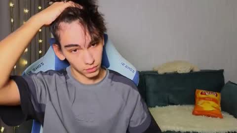 Snapshot of chem1ko chatting on September 2025 10:30:02 AM LUCASRYANPVT IS OPEN online show from September 2025 10:30:02 AM