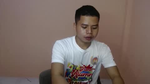 Snapshot of cheno_69 chatting on November 2025 10:34:02 PM im cheno online show from November 2025 10:34:02 PM