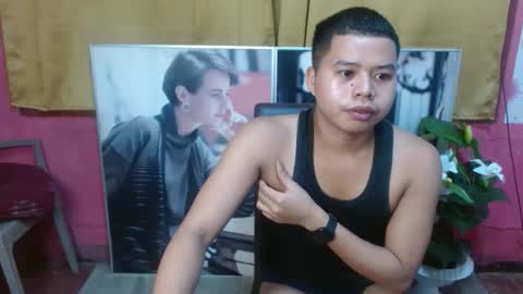 Snapshot of cheno_69 chatting on November 2025 10:25:02 AM im cheno online show from November 2025 10:25:02 AM