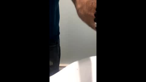 Snapshot of chenovich chatting on October 2025 09:57:01 PM chenovich online show from October 2025 09:57:01 PM