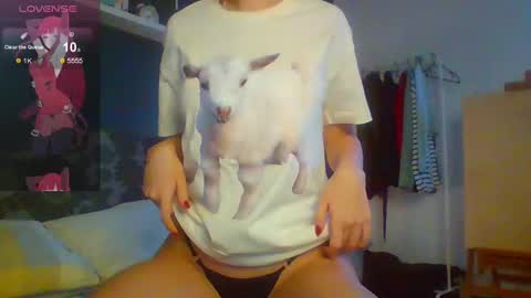 Snapshot of cherrrylips666000 chatting on December 2024 07:10:01 AM ur cherry online show from December 2024 07:10:01 AM