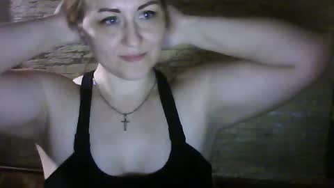 cherry04383 online show from August 2026 08:11:01 PM