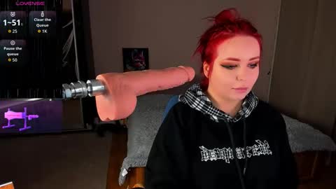 Emily online show from October 2025 03:01:01 PM