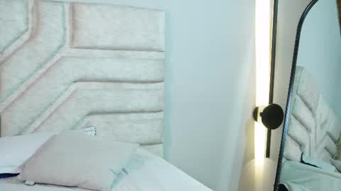 cherry_bunnyx online show from June 2026 04:28:02 AM