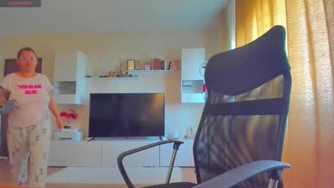 Snapshot of cherry_pie_69 chatting on October 2025 09:04:02 AM mayra online show from October 2025 09:04:02 AM