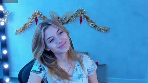 cherry_pr1ce online show from January 2025 12:12:02 AM